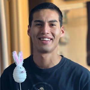 Meet your Posher, Jose